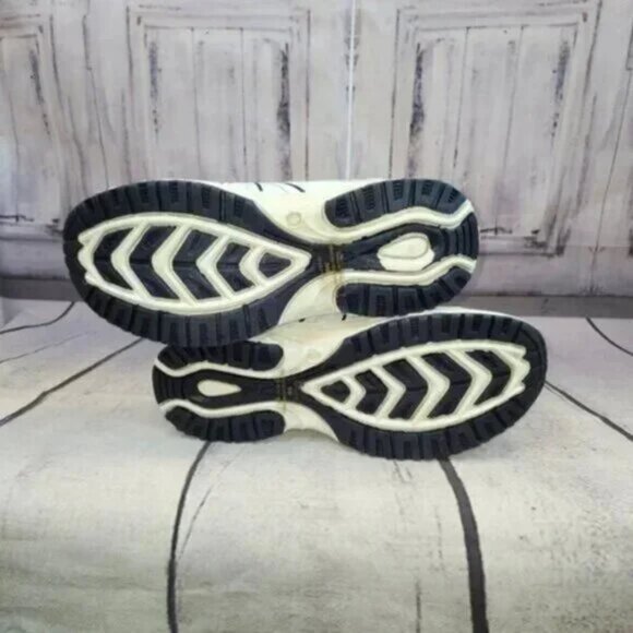 Freedom Fit Zone White Sneakers - Picture 6 of 7